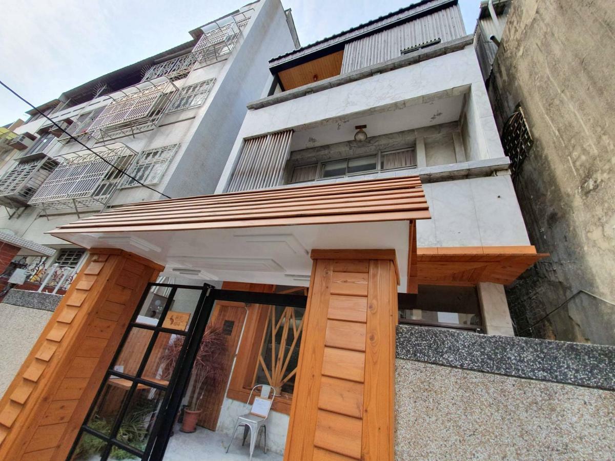 Honey House Tainan Acomodação com café da manhã Exterior foto